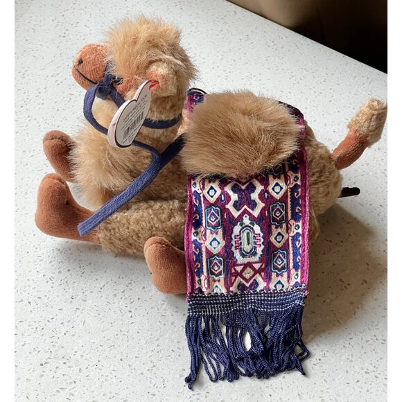 Ty Beanie Babies Humpback Camel Plush Toy With Decorative Blanket & Fringe - 8" - Picture 7 of 11